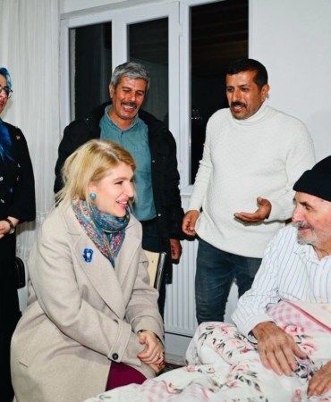 milletvekili-olmeztopraktan-esnafa-ve-vatandasa-anlamli-ziyaret-KM4VxuVR.jpg