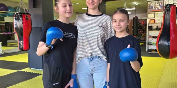 Milli Sporcu Kızılaslan, Küçük Karatecilerle Buluştu