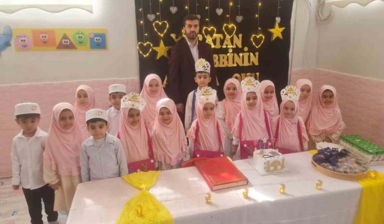 minikler-icin-kuran-i-kerime-gecis-etkinligi-yeni-bir-baslangic-musnyRSm.jpg