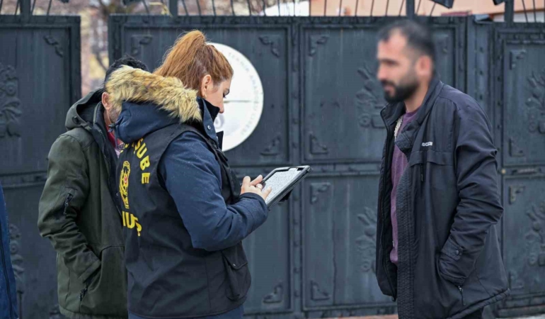 musta-okul-cevrelerinde-guvenlik-onlemleri-ogrenciler-icin-guvenli-bir-ortam-zHkAVZYO.jpg