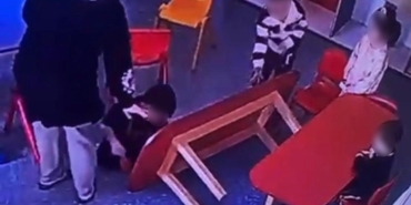 ozel-okulda-sok-edici-goruntu-cocugun-parmaklari-nasil-hale-geldi-hcN1je8K.jpg