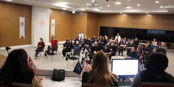 Sağlık Çalışanlarına Yönelik Koruyucu Aile Hizmet Modeli Tanıtımı