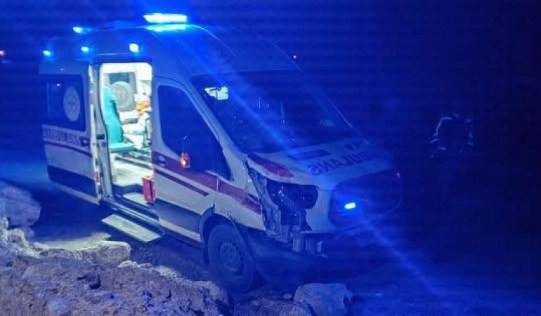 siirtte-hasta-tasiyan-ambulansa-ata-carpti-3XqzrZk8.jpg