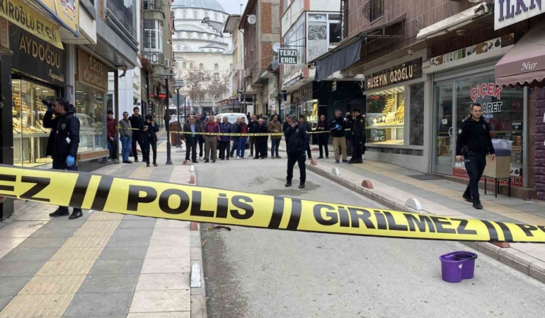 tartisma-sonucu-kursun-sikmisti-bir-supheli-tutuklandi-W5TIJlUd.jpg