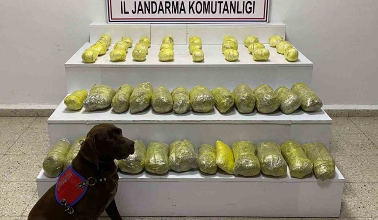 vanda-42-kilo-285-gram-uyusturucu-operasyonu-basariyla-gerceklesti-nCQz6iiG.jpg