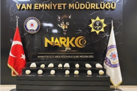 vanda-bir-ayda-177-kilo-uyusturucu-yakalandi-5VhsKqgc.jpg