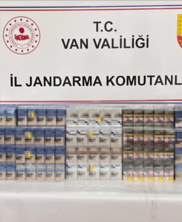 vanda-kacak-sigara-ve-silah-operasyonu-buyuk-ele-gecirme-5CP1YqgL.jpg