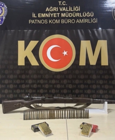 agrida-kacak-sigara-ve-akaryakit-operasyonu-ele-gecirilen-miktar-dikkat-cekti-8kMUAwJL.jpg