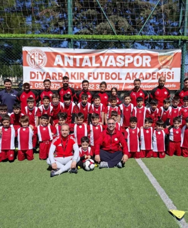 antalyaspordan-diyarbakirdaki-cocuklara-saglik-atolyesi-destegi-pw1Sz3Hh.jpg