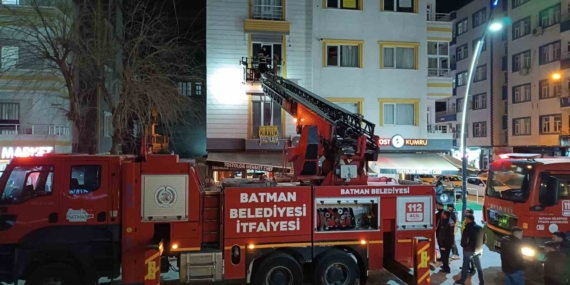 Batman’da 7 Katlı Binada Dehşet Verici Yangın!