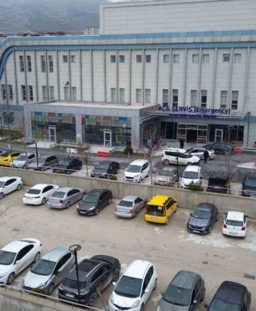 battalgazi-devlet-hastanesi-otoparki-yenilendi-modern-tasarim-ve-gelismis-hizmetler-KDJjjOTb.jpg