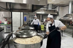 bingolde-gunluk-2500-kisilik-iftar-yemegi-coskusu-ZQZhtxrA.jpg