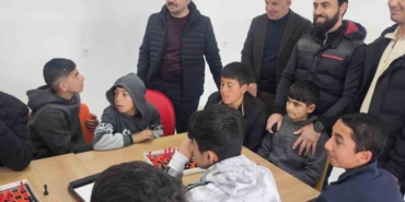 dicle-kaymakami-atis-sporcu-genclerle-genclik-kampinda-bulustu-u8pPd4Ml.jpg