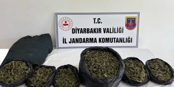 Diyarbakır’da 129 Kilogram Uyuşturucu ve Hap Ele Geçirildi: 21 Şüpheli Hakkında Yasal İşlem Başlatıldı