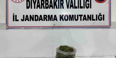 diyarbakirda-14-kilogram-esrar-operasyonu-tc5zEgnE.jpg