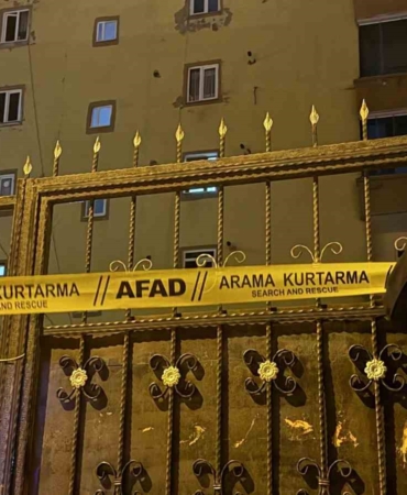 diyarbakirda-catlayan-kolonlar-nedeniyle-bosaltilan-bina-51-vatandas-tahliye-edildi-dGCGFtux.jpg