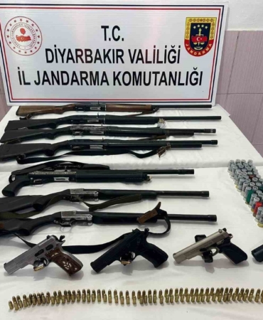 diyarbakirda-silah-kacakcilarina-bir-darbe-daha-qSETqzXi.jpg