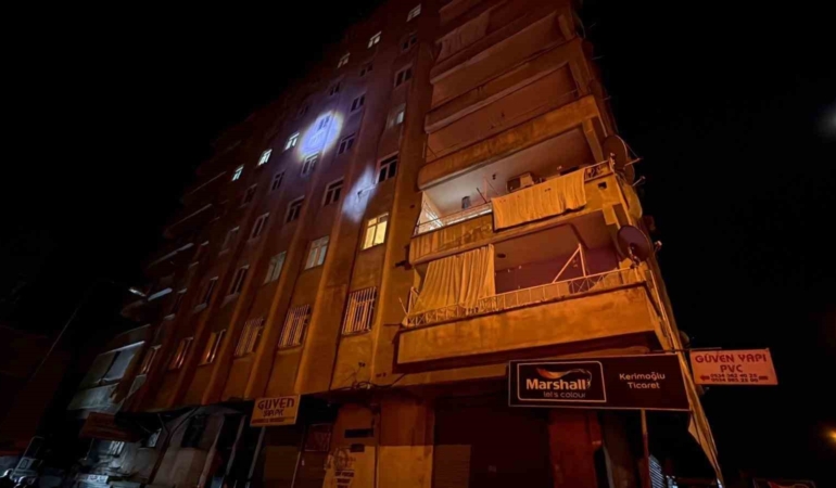 diyarbakirdaki-kolonlarindan-ses-gelen-8-katli-apartman-acil-olarak-tahliye-edildi-EArsQVuV.jpg