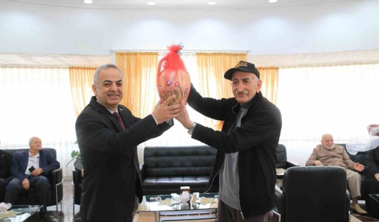 elazigda-eglence-dolu-tavla-ve-bocce-etkinligi-kgj7QzlM.jpg