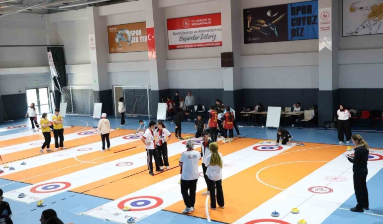 elazigda-gencler-icin-unutulmaz-floor-curling-musabakalari-FVw7SB4p.jpg