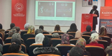 elazigda-kadin-guclendirme-egitimi-yeni-firsatlar-ve-stratejiler-EqBPCAnZ.jpg