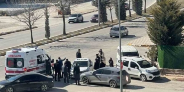 elazigda-meydana-gelen-trafik-kazasinda-1-yarali-juQQjEd8.jpg