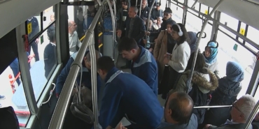 elazigda-otobus-soforu-rahatsizlanan-yolcuyu-hastaneye-ulastirdi-spaPIIhP.jpg