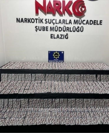 elazigda-sahsin-cantasinda-6-bin-sentetik-hap-ele-gecirildi-ArDCmzCP.jpg