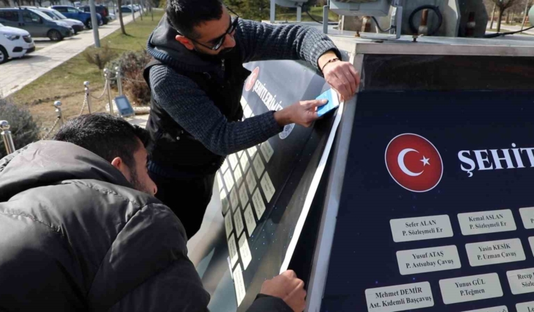 elazigda-sehitler-aniti-yenilendi-ve-goz-kamastiriyor-cWQG4tmP.jpg
