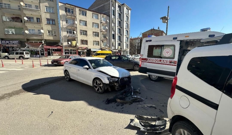 elazigda-trafik-kazasi-bir-yarali-BBHHDEe3.jpg