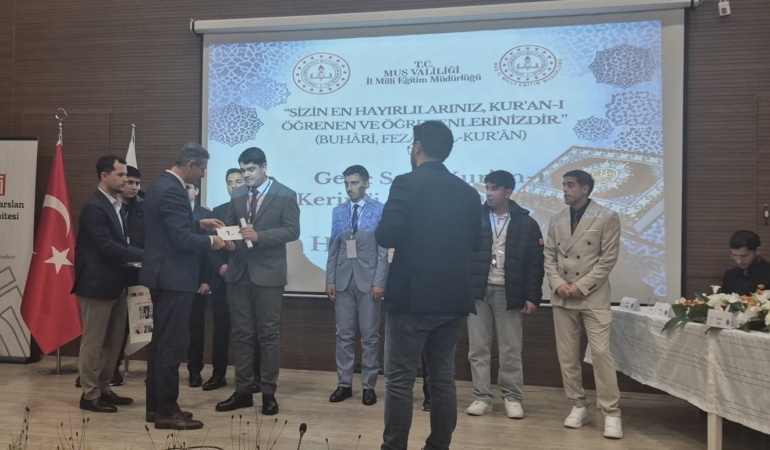 elazigdan-bolge-birincisi-kuran-i-kerimi-guzel-okuma-yarismasi-gl8alxrc.jpg