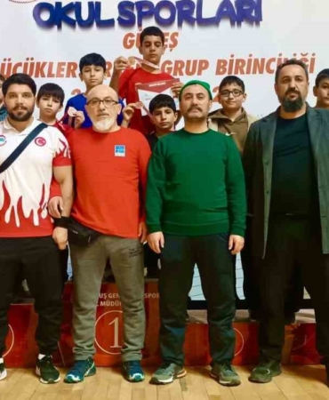 elazigli-minik-gurescilerin-efsanevi-basarisi-DlvykvPu.jpg