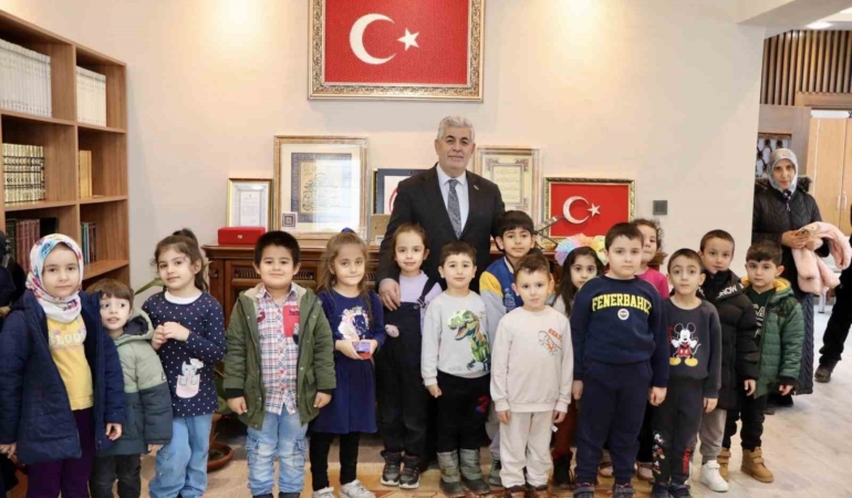 elazigli-ogrencilerden-filistin-icin-onemli-destek-2sXMFjvE.jpg