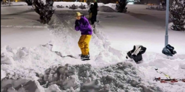 erzurum-kalesinde-buyuleyici-snowboard-gosterisi-1gv7eKeK.jpg