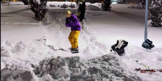 Erzurum Kalesi’nde Büyüleyici Snowboard Gösterisi