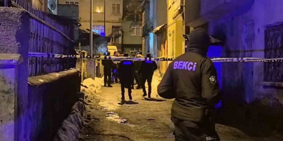 Erzurum’da Gizemli Ölüm: Boğazından Bıçaklanmış Bulunan Kurban