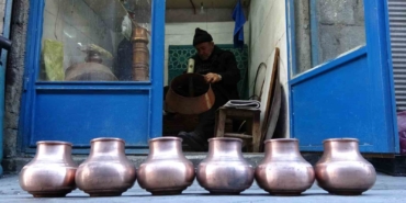 gaziantepin-en-yasli-bakir-ustasi-ustalik-ve-geleneklerin-sirri-Omv93OTT.jpg