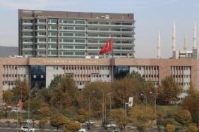 gaziantepte-karisini-bicaklayan-koca-17-yil-hapis-cezasi-aldi-8u8lFHFx.jpg