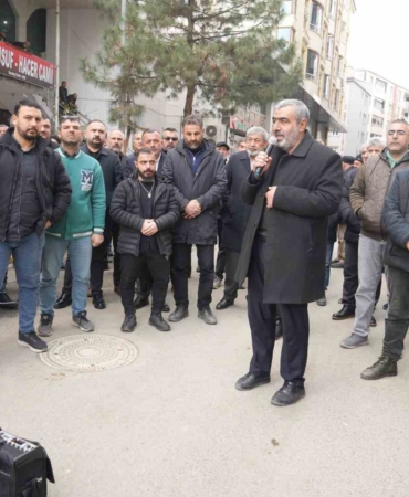 igdirda-irana-yonelik-saldirilara-karsi-tepkiler-hnHTEVMW.jpg