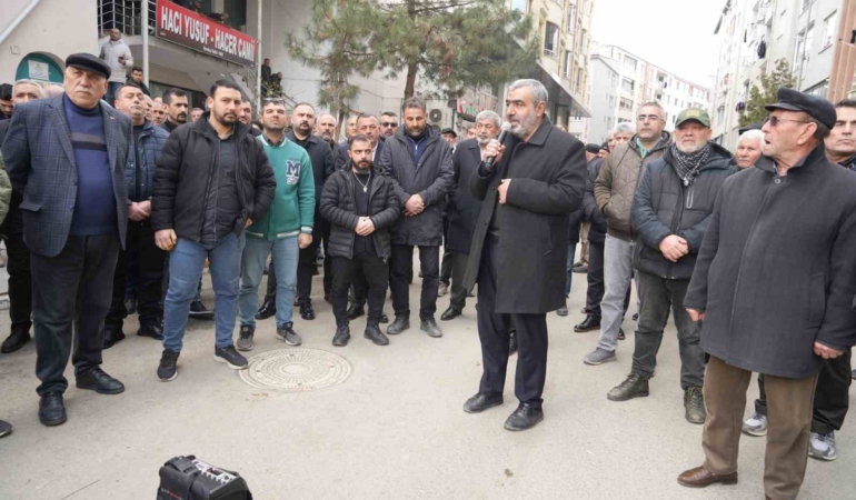 igdirda-irana-yonelik-saldirilara-karsi-tepkiler-hnHTEVMW.jpg