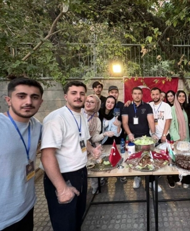 iranli-vanli-ogrencilerden-turkiyede-egitim-istegi-hISHwjxh.jpg