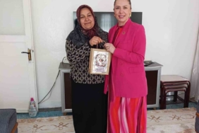 kadin-muhtarin-anlamli-dokunuslari-kadinlara-ilham-veren-bir-hikaye-9swe2tMU.jpg