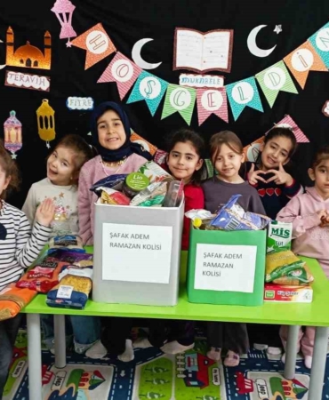kucuk-kalplerin-buyuk-dayanismasi-hHeRfs7u.jpg