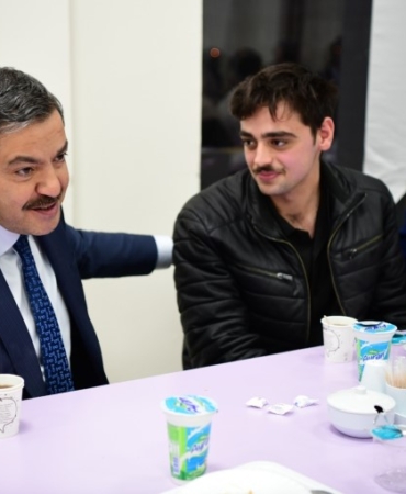 mtude-uluslararasi-ogrencilerle-2026-kampus-iftarlari-etkinligi-sLxIUVqm.jpg