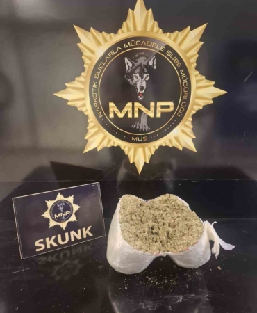 musta-yolcu-otobusunde-2-kilo-72-gram-skunk-ele-gecirildi-EgiFK9w8.jpg