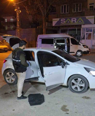 nizipte-silahli-kavga-bir-kisi-hayatini-kaybetti-bir-kisi-agir-yarali-RgO5FOJn.jpg