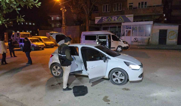 nizipte-silahli-kavga-bir-kisi-hayatini-kaybetti-bir-kisi-agir-yarali-RgO5FOJn.jpg