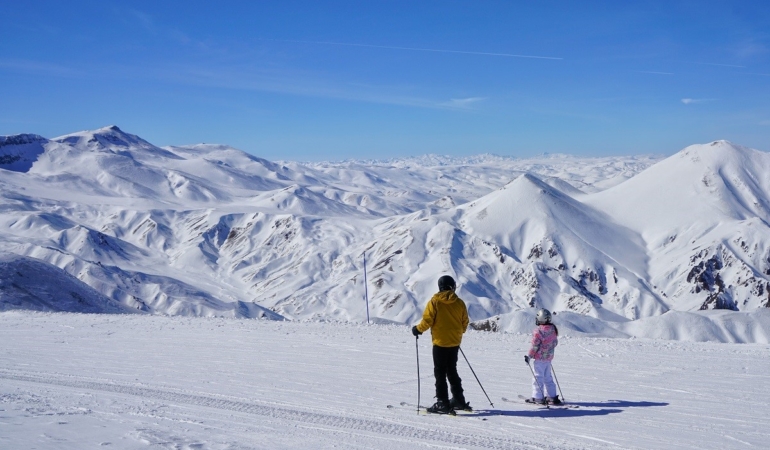 palandoken-kayak-sezonu-15-nisana-kadar-uzatildi-uTLYtjY6.jpg