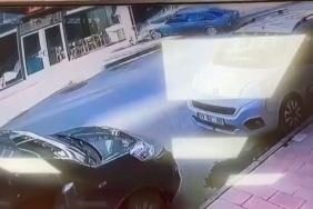 sokaklarda-kontrolden-cikan-arac-magazaya-daliyor-pBbkBBJq.jpg