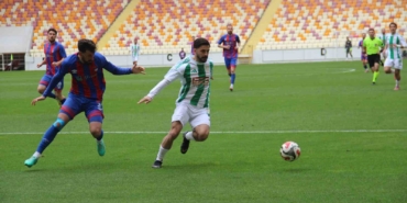 tff-3-ligde-malatya-yesilyurtspor-2-nigde-belediye-spor-1-ile-galip-geldi-IQEhfuIU.jpg